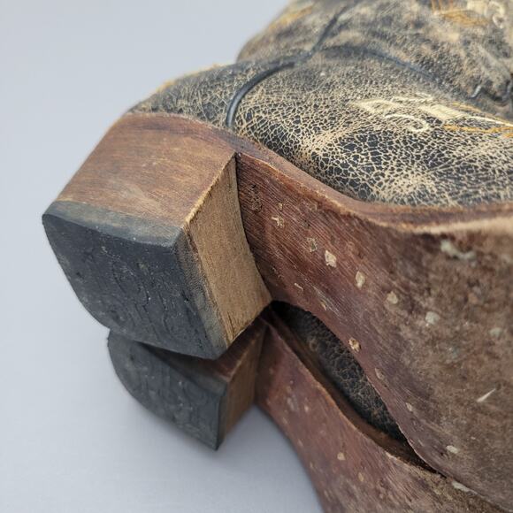 Corral Circle G Women's Black Crackle/Bone Embroidery Snip Toe Leather Boots 9M - Picture 16 of 16